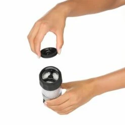 OXO Good Grips Salt Grinder -HARTS OF STUR Sales 1140600V2UK OXO Good Grips Salt Grinder 2