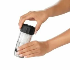 OXO Good Grips Salt & Pepper Grinder Set -HARTS OF STUR Sales 1141000V2UK OXO Good Grips Salt Pepper Grinder Set 4