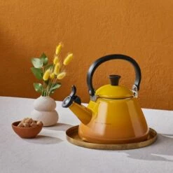 Le Creuset Nectar Kone Kettle -HARTS OF STUR Sales 40101026720000 Le Creuset Kone Kettle Nectar 4