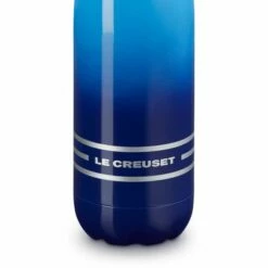 Le Creuset Azure Hydration Bottle 500ml -HARTS OF STUR Sales 41208502200000 Le Creuset Hydration Bottle Azure Blue 1
