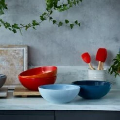 Le Creuset Deep Teal Stoneware 24cm Serving Bowl -HARTS OF STUR Sales 70120246420001 Le Creuset Deep Teal Stoneware 24cm Serving Bowl 4