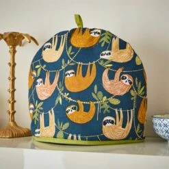 Ulster Weavers Hanging Around Tea Cosy -HARTS OF STUR Sales 7HDG04 Ulster Weavers Hanging Around Tea Cosy 1