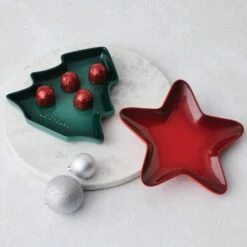 Le Creuset Cerise Stoneware 20cm Star Plate 11 Le Creuset Cerise Stoneware 20cm Star Plate -HARTS OF STUR Sales 80246200600099 Le Creuset Cerise Stoneware Star Plate 4
