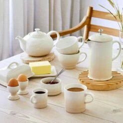 Le Creuset Meringue Stoneware Butter Dish -HARTS OF STUR Sales 80837177160003 Le Creuset Meringue Stoneware Butter Dish 4