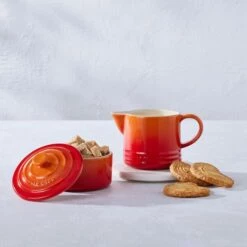 Le Creuset Volcanic Milk & Sugar Set -HARTS OF STUR Sales 89331000900003 Le Creuset Milk And Sugar Set Volcanic 4