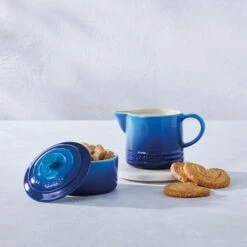 Le Creuset Azure Milk & Sugar Set -HARTS OF STUR Sales 89331002200003 Le Creuset Milk And Sugar Set Azure Blue 4