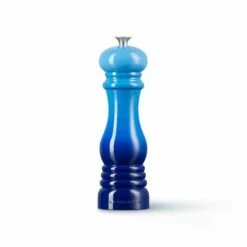 Le Creuset Azure Pepper Mill 10 Le Creuset Azure Pepper Mill -HARTS OF STUR Sales 96001900220000 Le Creuset Classic Pepper Mill Azure Blue 2