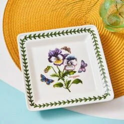 Portmeirion Botanic Garden Square Plate Set Of 6 -HARTS OF STUR Sales BG78996XF Botanic Garden by Portmeirion Square Plate Set of 6 2