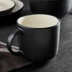 Barbary & Oak Cascade 16 Piece Dinnerware Set Black -HARTS OF STUR Sales BO867006BLK Barbary And Oak Cascade 16pc Dinnerware Set Black 3