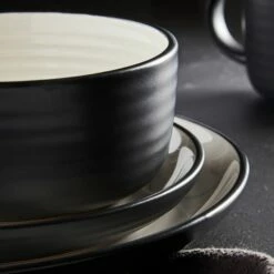 Barbary & Oak Cascade 16 Piece Dinnerware Set Black -HARTS OF STUR Sales BO867006BLK Barbary And Oak Cascade 16pc Dinnerware Set Black 4