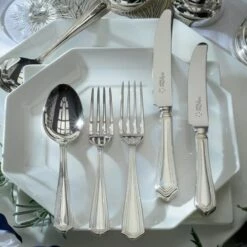 Arthur Price Of England Sovereign Stainless Steel Chester 44 Piece Cutlery Box Set 7 Arthur Price Of England Sovereign Stainless Steel Chester 44 Piece Cutlery Box Set -HARTS OF STUR Sales CH4401SB Arthur Price Of England Sovereign Stainless Steel Chester 44 Piece Boxed Set 2