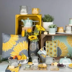 English Tableware Company Artisan Flower Teapot -HARTS OF STUR Sales DD5112A01 English Tableware Company Artisan Flower Teapot 4