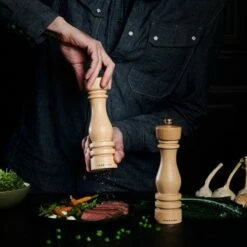 Cole & Mason London 22cm Natural Beech Pepper Mill -HARTS OF STUR Sales H233010 Cole Mason London 22cm Natutral Beech Pepper Mill 2