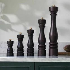 Cole & Mason London 13cm Chocolate Wood Salt Mill -HARTS OF STUR Sales H233015 Cole Mason London 13cm Chocolate Wood Salt Mill 2