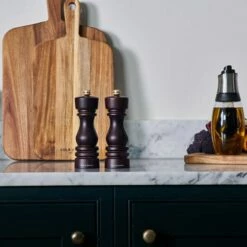 Cole & Mason London 18cm Chocolate Wood Salt Mill -HARTS OF STUR Sales H233078 Cole Mason London 18cm Chocolate Wood Salt Mill 3