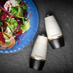 Cole & Mason Precision+ Bridgwater 135mm Wooden Salt Mill With Cast Iron Base -HARTS OF STUR Sales H322015 Cole And Mason Precision Bridgwater Cast Iron Base Wooden 135mm Salt Mill 4