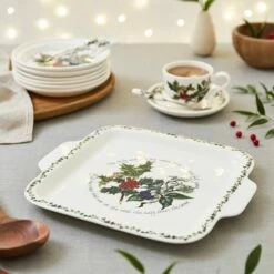 Portmeirion The Holly & The Ivy Square Handled Cake Plate -HARTS OF STUR Sales HV78044X The Holly And The Ivy by Portmeirion Square Handled Cake Plate 2