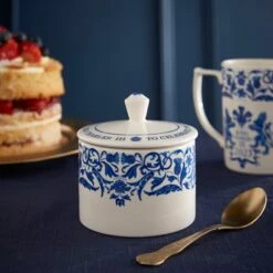 Spode King Charles III Coronation Covered Sugar Bowl -HARTS OF STUR Sales KCC02316 Spode King Charles III Coronation Covered Sugar Bowl 5