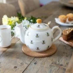 London Pottery Farmhouse Bee 4 Cup Teapot & Infuser -HARTS OF STUR Sales LPFHTPOT4BEE London Pottery Farmhouse 4 Cup Teapot Bee 2