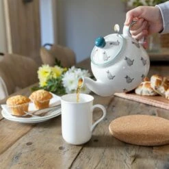 London Pottery Farmhouse Cat 4 Cup Teapot & Infuser -HARTS OF STUR Sales LPFHTPOT4CAT London Pottery Farmhouse 4 Cup Teapot Cat 2