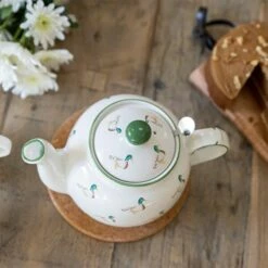 London Pottery Farmhouse Duck 4 Cup Teapot & Infuser -HARTS OF STUR Sales LPFHTPOT4DUC London Pottery Farmhouse 4 Cup Teapot Duck 5