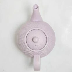 London Pottery Globe Dusty Lilac 4 Cup Textured Teapot 10 London Pottery Globe Dusty Lilac 4 Cup Textured Teapot -HARTS OF STUR Sales LPGLTPOT4TXPUR London Pottery Globe 4 Cup Teapot Textured Purple 3