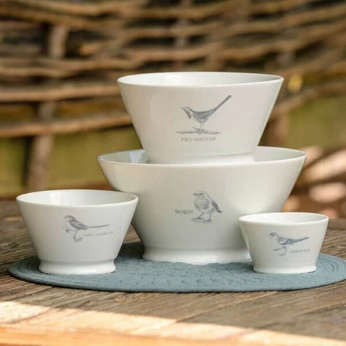 Mary Berry English Garden 20cm Large Serving Bowl Robin 6 Mary Berry English Garden 20cm Large Serving Bowl Robin - Image 4