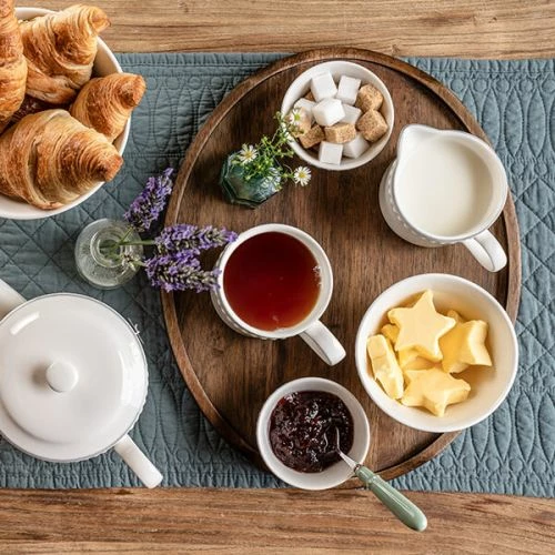 Mary Berry Signature Oval Acacia Serving Board 6 Mary Berry Signature Oval Acacia Serving Board - Image 4