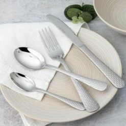 Mikasa Mirror 24 Piece Stainless Steel Cutlery Set -HARTS OF STUR Sales MKCUTRND24PC Mikasa Mirror 24pc Stainless Steel Cutlery Gift Set 3