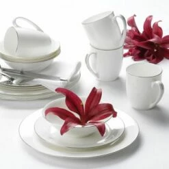 Royal Worcester Serendipity Platinum Set Of 4 Barrel Shape Mugs -HARTS OF STUR Sales SDPPL5570 XB Royal Worcester Set of 4 Serendipity Platinum Barrel Shape Mugs 2