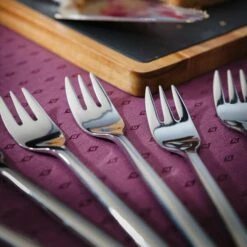 Stellar Rochester Polished 7 Piece Cake Gift Box Set -HARTS OF STUR Sales Stellar Rochester Polished Pastry Fork Lifestyle