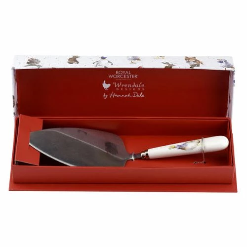 Wrendale Designs Christmas Cake Slice 4 Wrendale Designs Christmas Cake Slice - Image 2